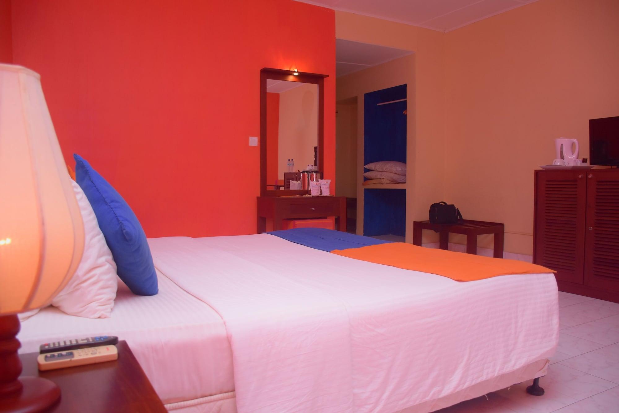 Ratnaloka Tour Inns Ratnapura Buitenkant foto